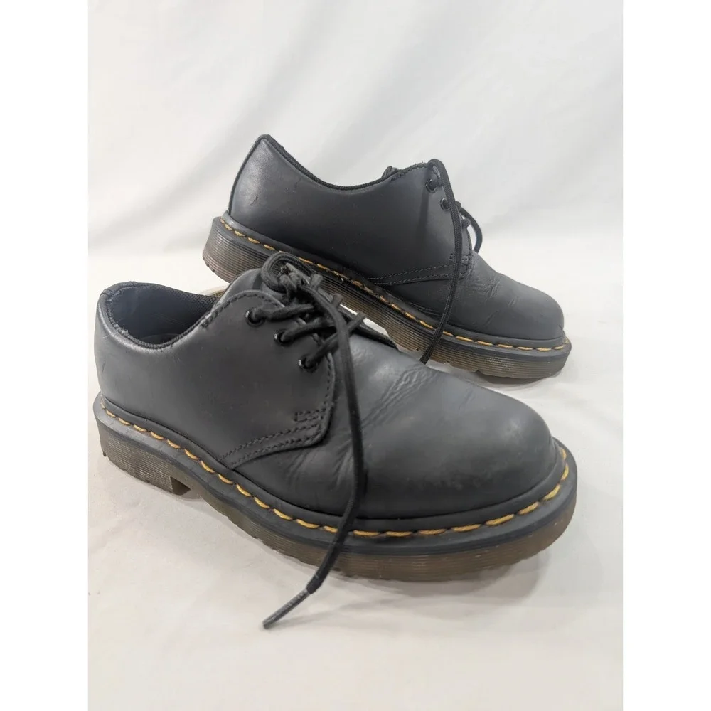 Doc Marten Slip Resistance Low top Black  Size 5M  Safety Working Shoe